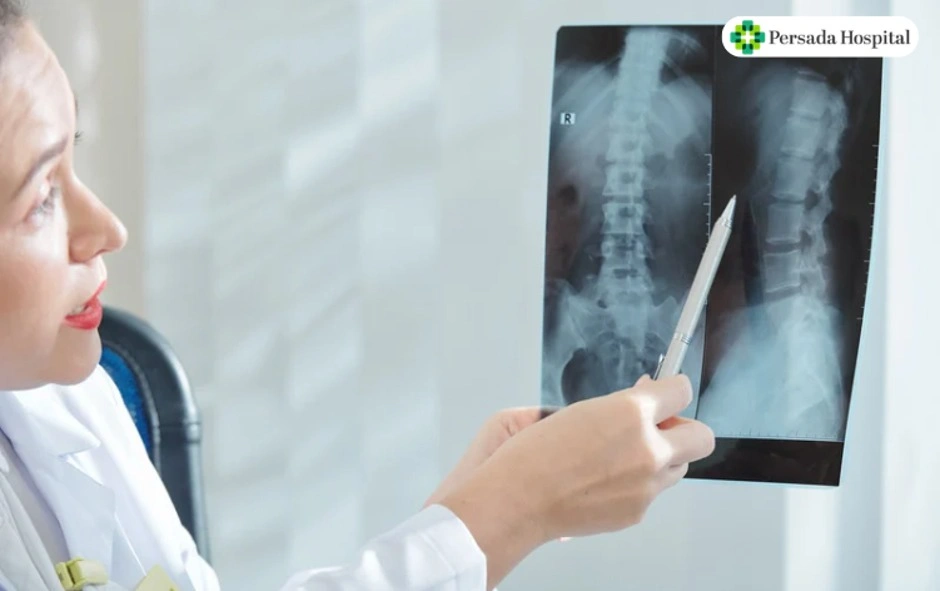 rontgen-tulang-belakang---wholespine