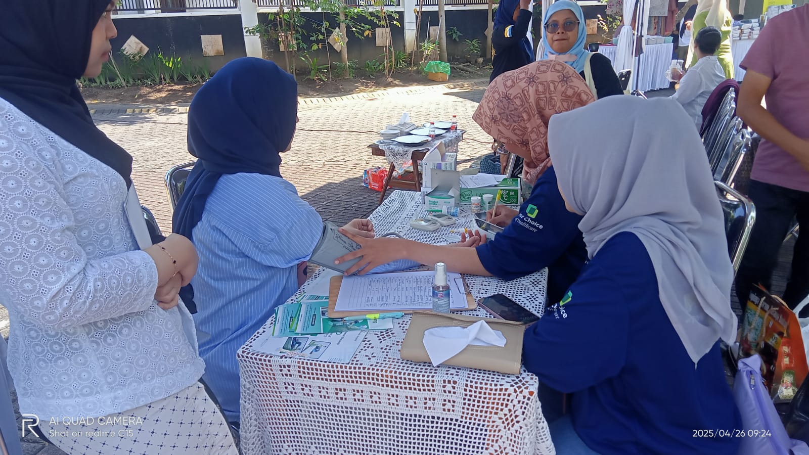 Pemeriksaan Kesehatan Peringatan Hari Kartini